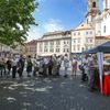 Malostranské náměstí v Praze před a po zrušení parkoviště