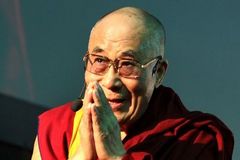 Dalajláma "sluníčkáře" nezpražil. Uprchlíky neodmítá. Přemýšlí realisticky. Neodsuzuje