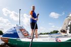 Tři měsíce sám na moři. Německý dobrodruh vyráží přes Atlantik na paddleboardu