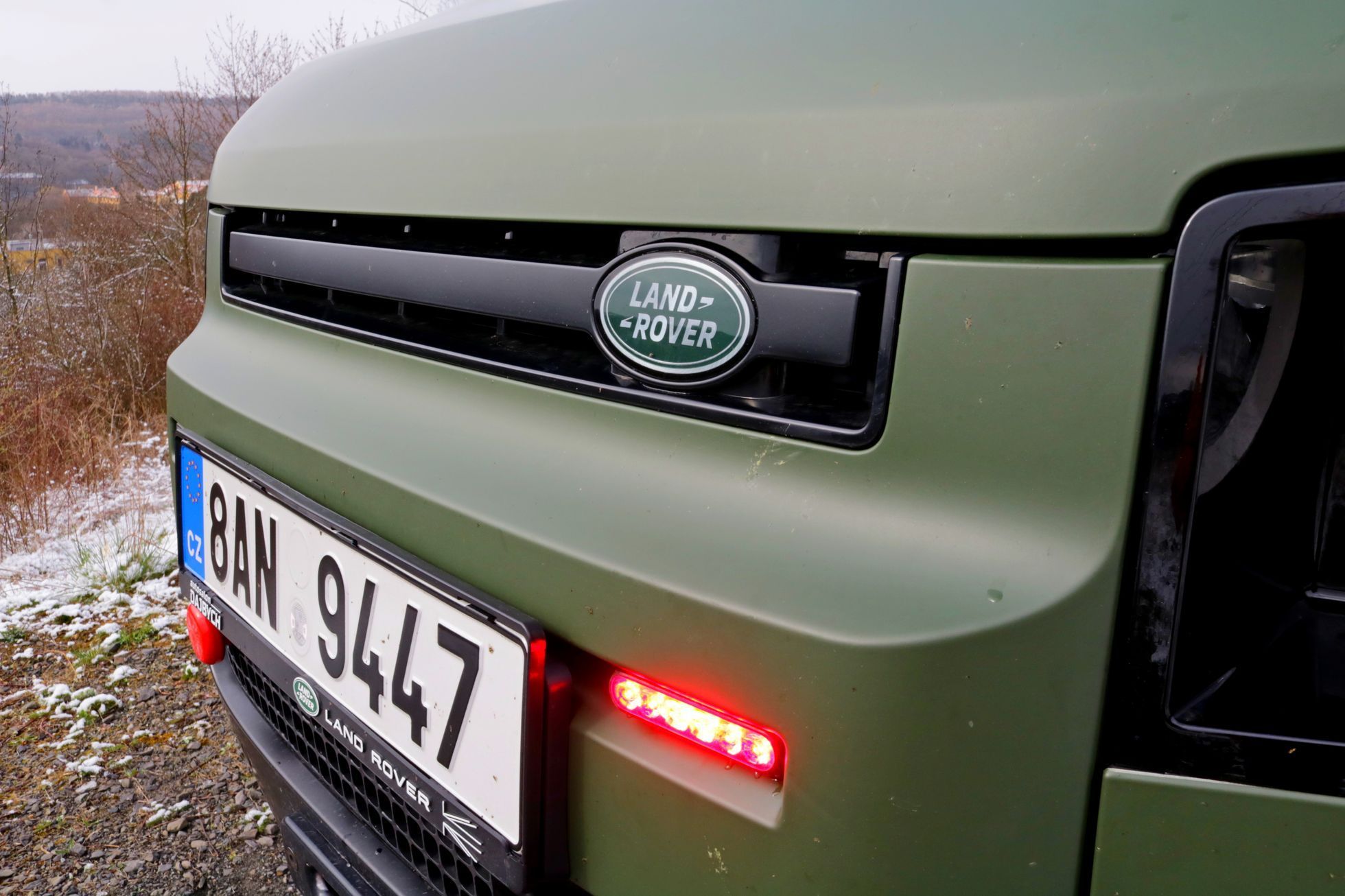 Land Rover Defender policejní demo verze
