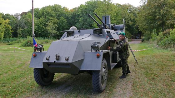 Část železné opony stojí ve středních Čechách. Bunkr zachránila před Němci zeď zámku