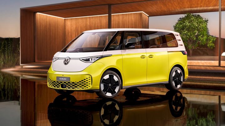 Legendární busík od Volkswagenu se vrací. Elektromobil ID. Buzz je větší než Sharan; Zdroj foto: Volkswagen