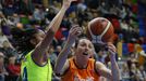 EL basketbal: ZVVZ USK Praha - Schio: Candice Dupree