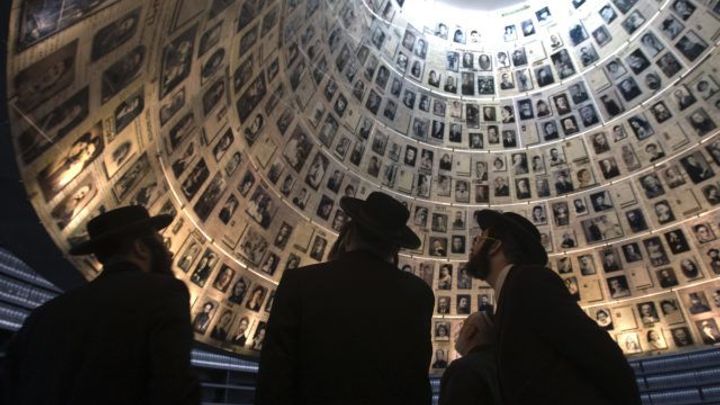 Izraelští vědci po desetiletích práce znají jména pěti milionů obětí holokaustu