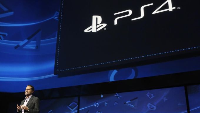 Andrew House, šéf Sony Computer Entertainment, představuje PlayStation 4.