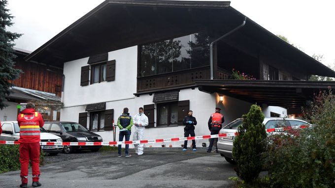 Dům v Kitzbühelu, kde došlo k vraždě pěti lidí, včetně brankáře místního hokejového klubu