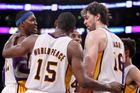 Trápící se Lakers porazili lídra celé NBA