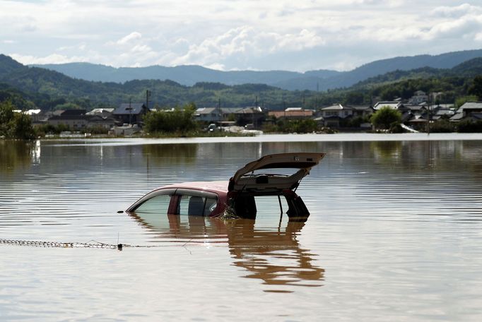 Japonsko po prudkých deštích postihly masivní záplavy. Červenec 2018.