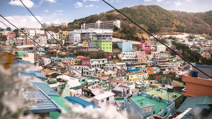 Foto: Úzké uličky se stinnou minulostí. Turisticky oblíbené korejské městečko vymírá; Zdroj foto: Jakub Plíhal