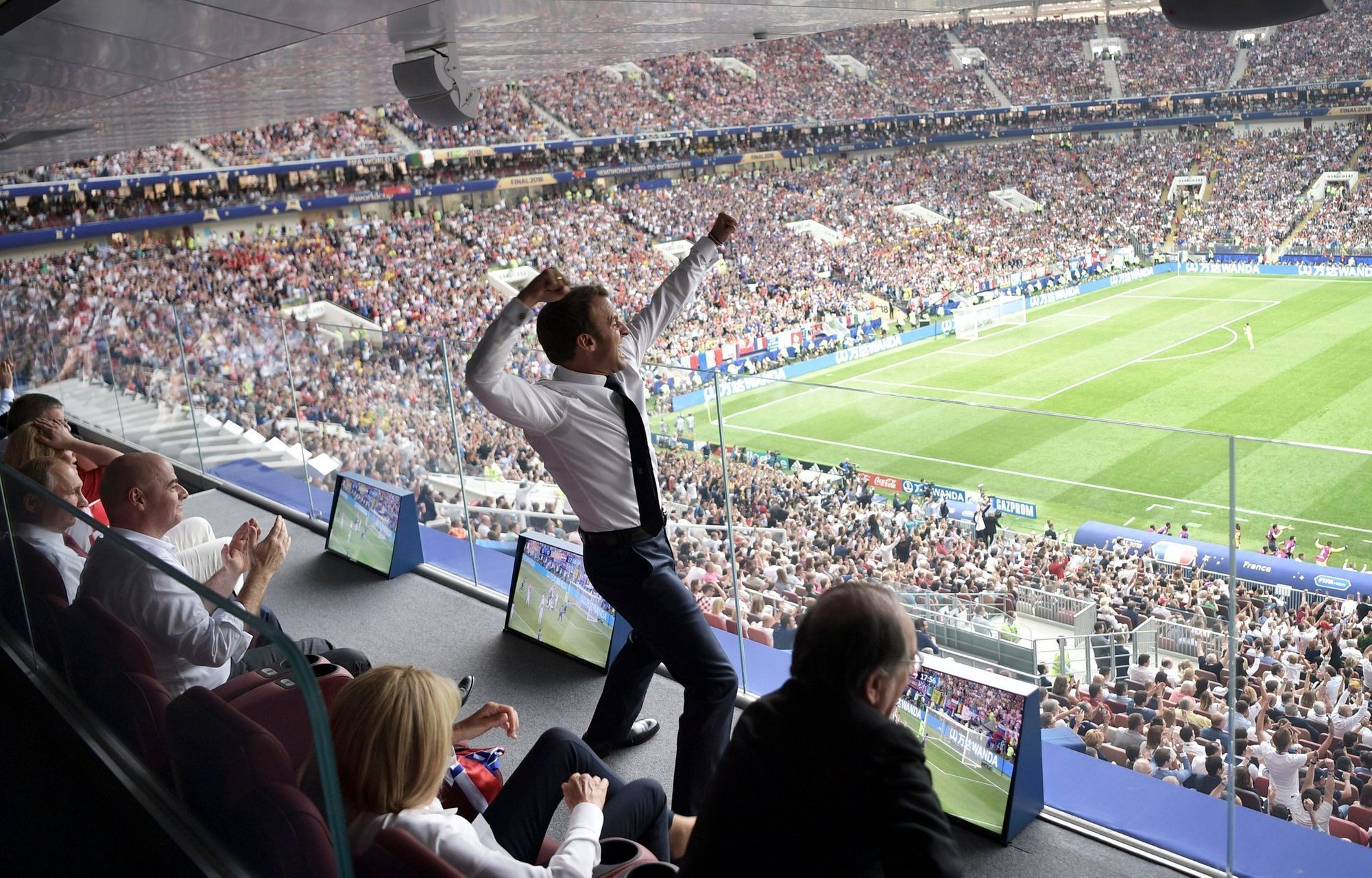Emmanuel Macron na finále MS ve fotbale 2018