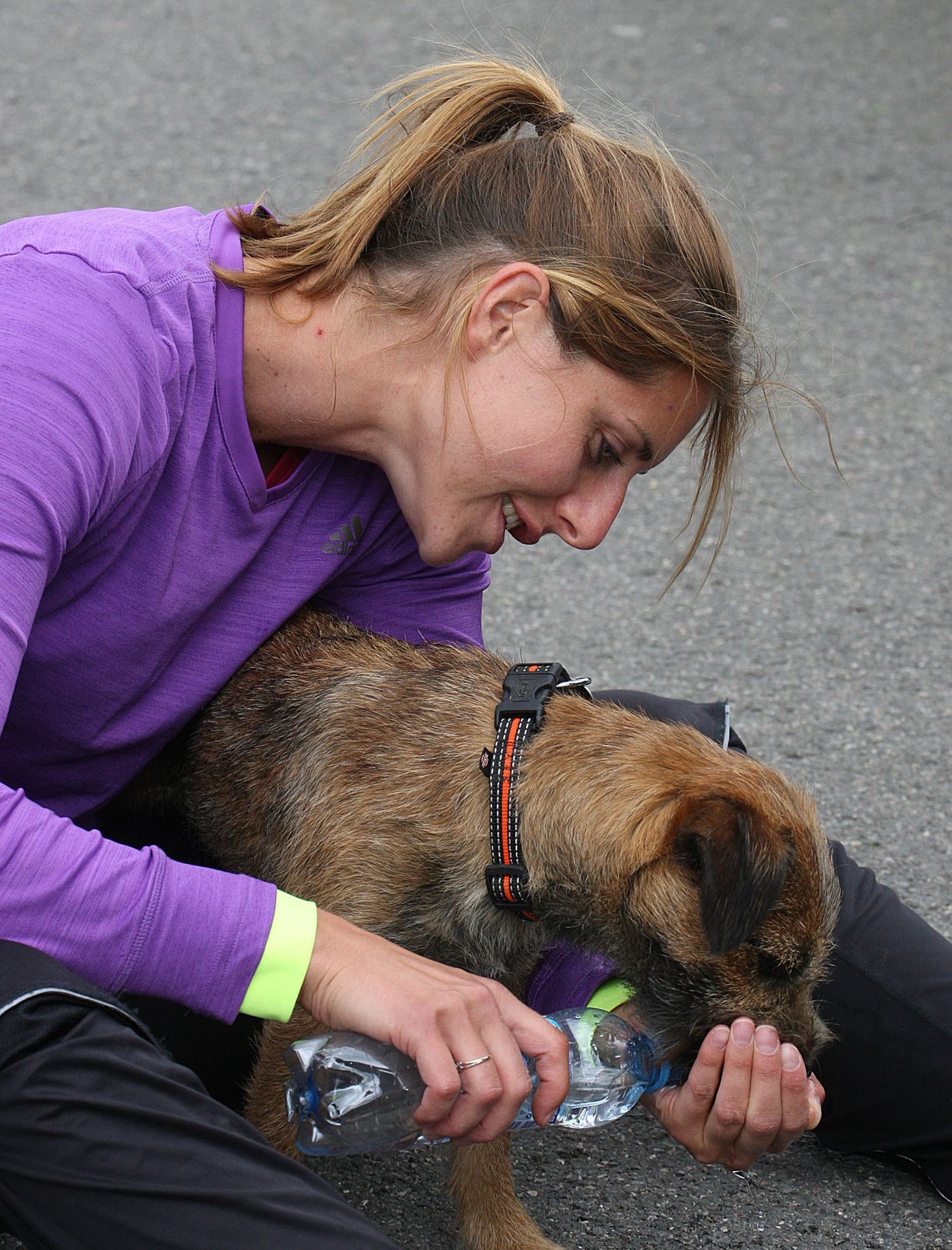 Eliška Klučinová na mítinku v Kladně