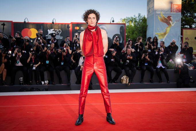 Timothée Chalamet na benátském festivalu.