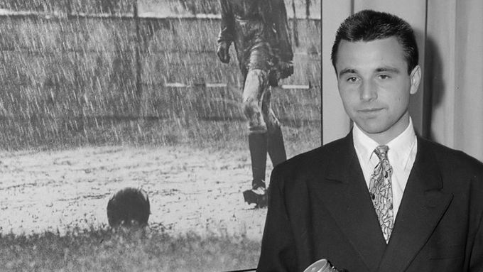 Fotograf Stanislav Tereba při přebírání ceny World Press Photo v roce 1959.