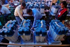 V Indonésii zemřelo 270 členů volebních komisí, byli přepracovaní ze sčítání lístků