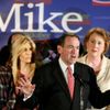 Huckabee a Chuck Norris.