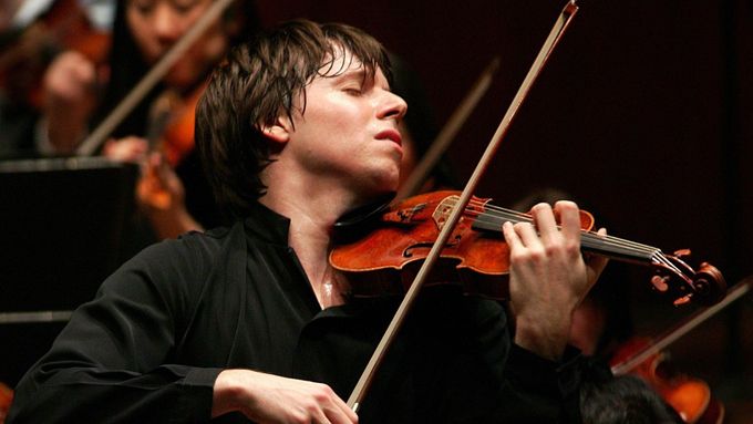 Joshua Bell zahraje na úvod sezony České filharmonie Čajkovského Houslový koncert D dur.