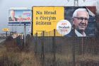 Fotoblog: Prezidentská volba se blíží. Kluci z plakátů bojují o srdce voličů na pražské periferii