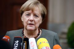 Merkelová promluvila o Chemnitzu: Chápu pobouření lidí, není to ale omluva pro štvaní