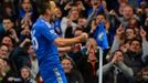 Fotbalista Chelsea John Terry slaví gól v utkání proti Liverpoolu v anglické Premier League 2012/13.