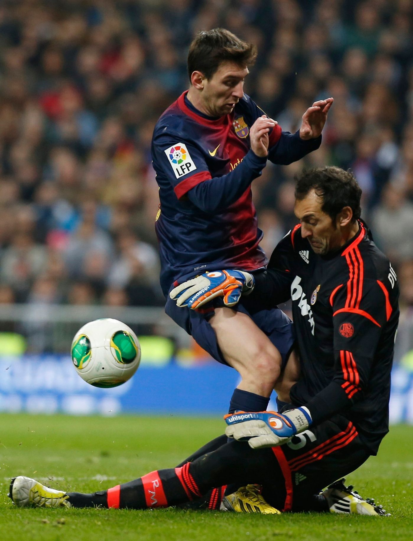 Real Madrid - FC Barcelona: Diego Lopez - Lionel Mess