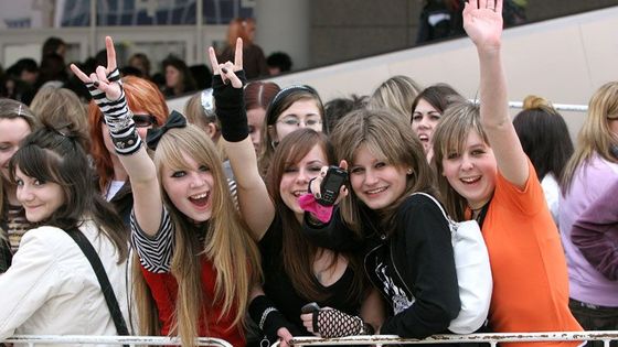 Tokio hotel v Praze  - fanynky se nemohly dočkat