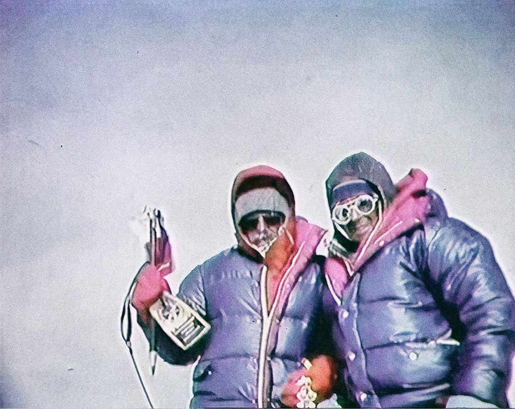 Jednorázové užití / Fotogalerie / Everest / 9_1984 - Dne 15. října 1984 vystoupili na vrchol první českoslovenští horolezci – Slováci Zoltán Demján a Jozef Psotka