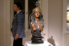 Muchova plastika Příroda se v Praze vydražila za rekordních 18 milionů korun