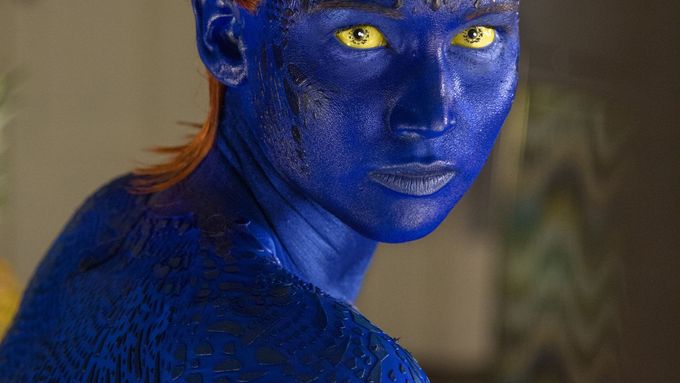 Modrá je dobrá i pro Jennifer Lawrence.