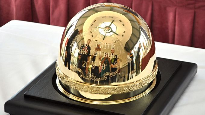 Trofej pro vítěze Zlaté přilby 2018