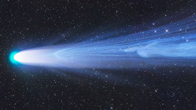 Nejlepší fotky vesmíru: Když kometa Leonard ztratila kus ohonu a další skvosty