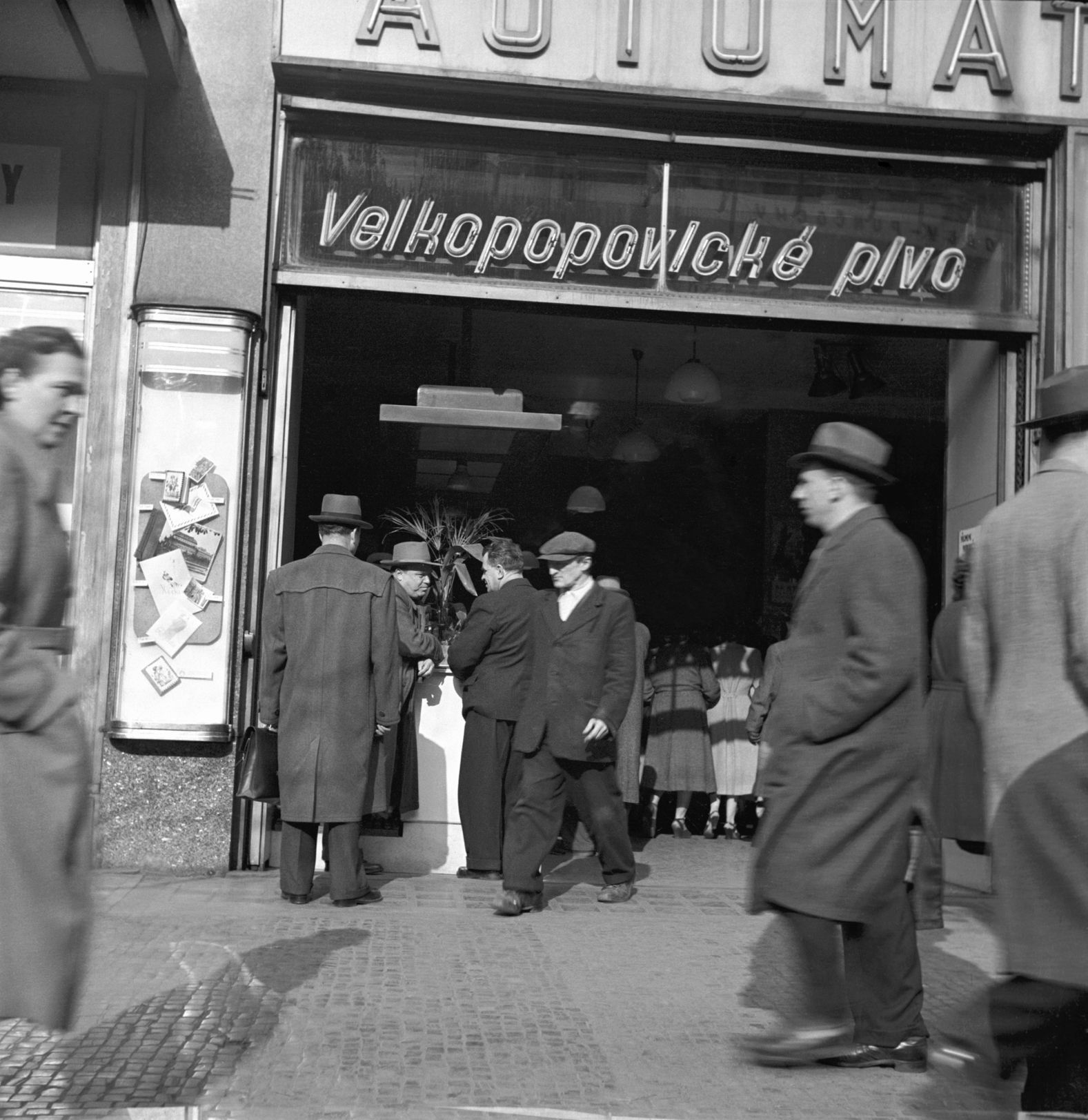 automat bufet Koruna Václavské náměstí 1950 Velkopovický kozel pivo