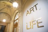 Art, Life se jmenuje nová stálá expozice Uměleckoprůmyslového musea v Praze, která představuje evropské užité umění od antiky po design 21. století.