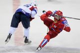 V zápase Rusko - Slovinsko se na ledě hodně jiskřilo.