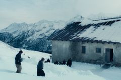 Italské drama ze zasněžených Dolomit je působivé, i když se v něm mlčí