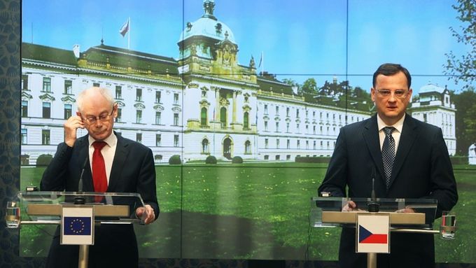 European Council President Herman Van Rompuy (L) and Czech Prime Minister Petr Necas