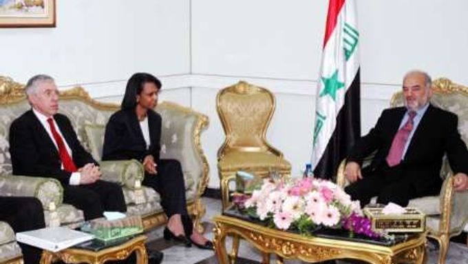Riceová a Straw se setkali s iráckým prezidentem Džalálem Talabáním a s premiérem Ibráhímem Džaafarím.