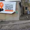 Klinika měsíc v legalitě