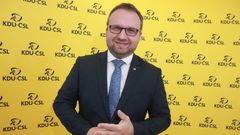 Předseda KDU-ČSL Marian Jurečka odmírá kritiku spolustraníků, že by se málo vymezoval vůči politice ODS