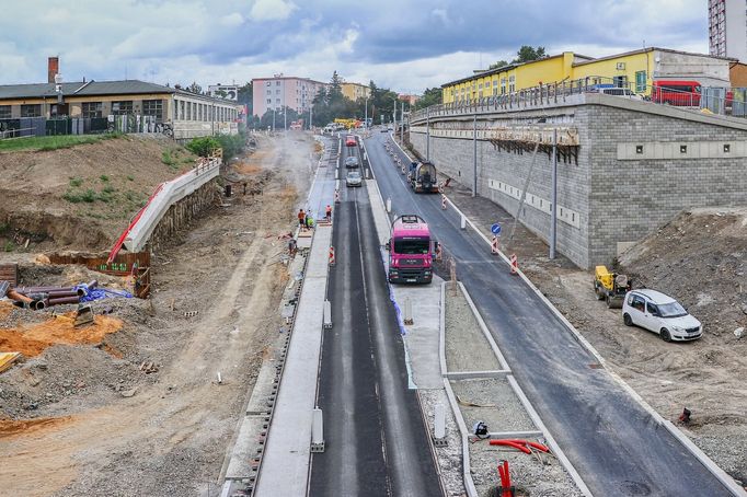 Správa železnic otevřela novou železniční stanici Praha-Zahradní Město.