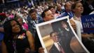 Delegates listen during the first day of the Democratic National Convention in Charlotte, North Carolina September 4, 2012. REUTERS/Eric Thayer (UNITED STATES - Tags: POLITICS ELECTIONS) Published: Zář. 4, 2012, 10:01 odp.