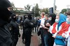 Studentské protesty v Minsku proti Alexandru Lukašenkovi.