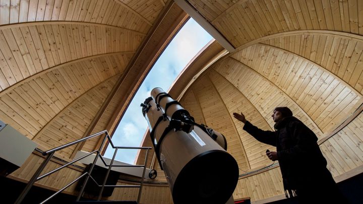Unikátní planetka připomínající hromadu suti má tvar kosti pro psa, zjistili vědci; Zdroj foto: ČTK