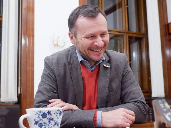 Ministr zemědělství Zdeněk Nekula v rozhovoru pro Aktuálně.cz. Mimo jiné prozradil, že na rozhodnutí, zda vezme ministerský post, měl jen několik málo hodin. 