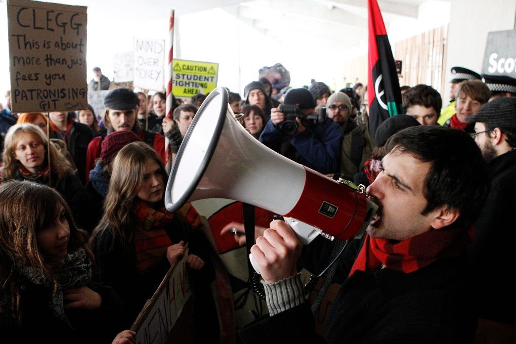 Další demonstrace britských studentů proti zvýšení školného
