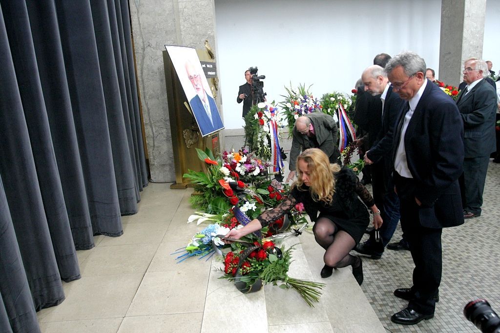 Pohřeb Valtra Komárka