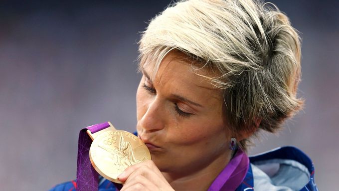 Barbora Špotáková obhájila olympijské vítězství. Ale Češi vezou i další tři zlata!