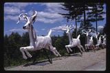 Santovi sobi, dětský zábavní park Magic Forest, Lake George, New York (1996).