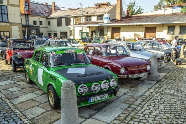 Pivovar Rohozec sraz veteránů