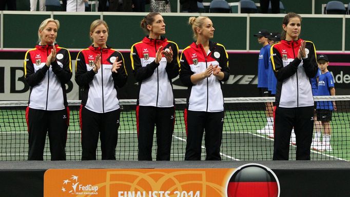 Finále Fed Cupu: Německý tým: Rittnerová, Kerberová, Petkovicová, Lisická, Görgesová