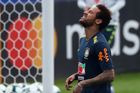 Brazílie se bude muset na Copa Américe obejít bez Neymara, zranil si kotník